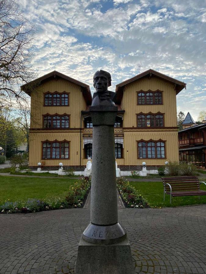 Old Post Apartment Juodkrante